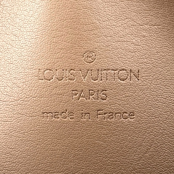 Louis Vuitton Monogram Vernis Bedford Bag
Authentic - Picture 10 of 17